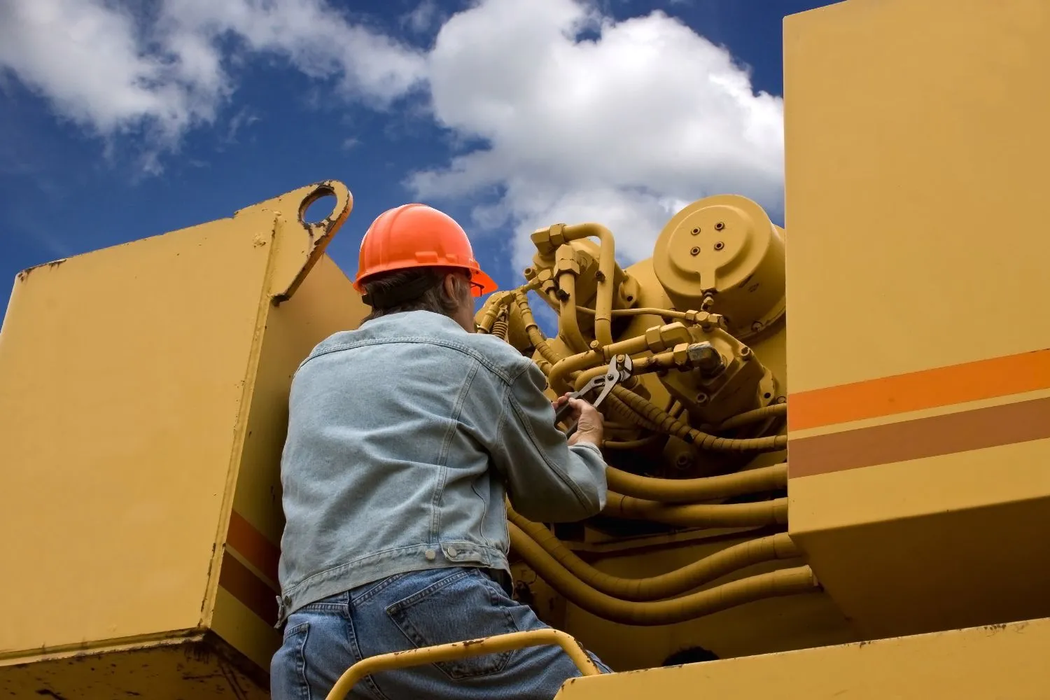 Mobile Repair and Maintenance Thom Brokerage & Consulting